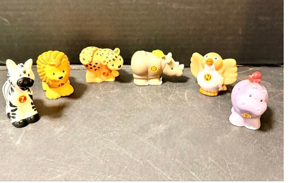 Fisher Price Little People 6 alphabet animals set 1 preowned zoo safari jungle
